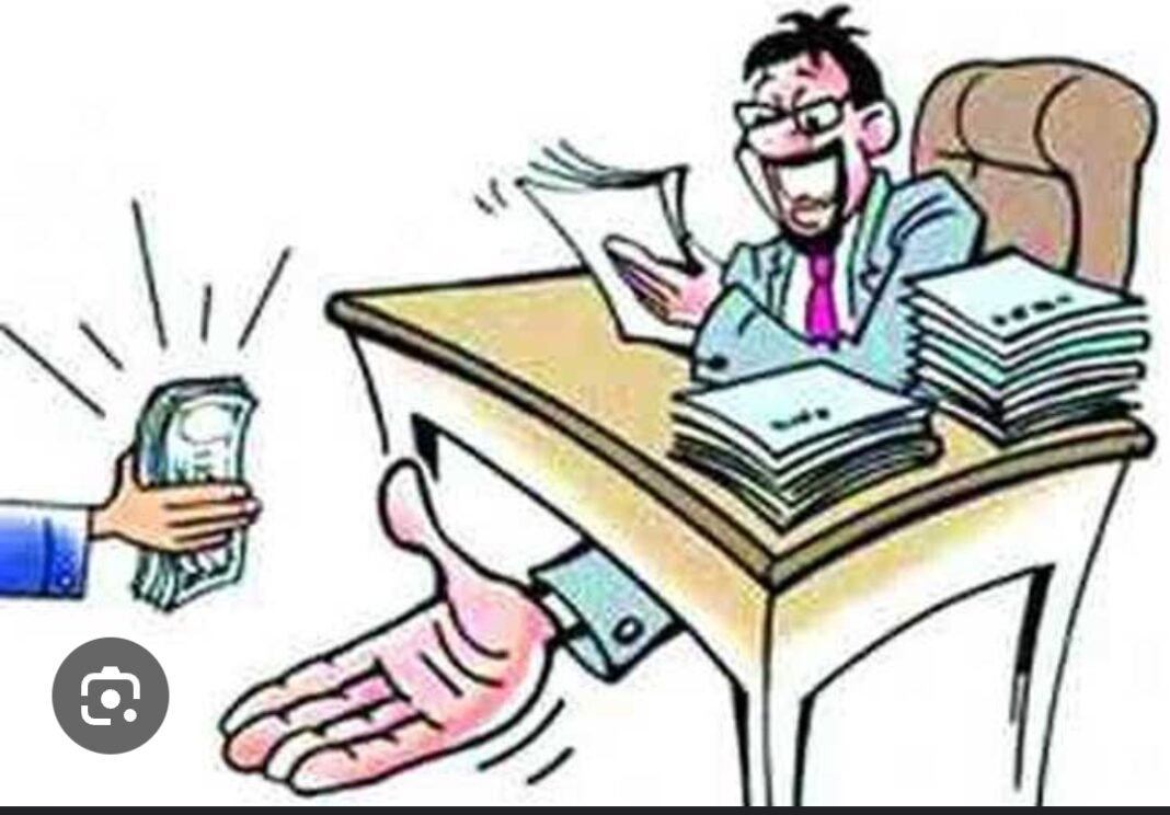 ये भ्रष्टाचार है,ना रूकेगा, ना झुकेगा -सवा महीने में दूसरा वसूली एएसपी दबोचा