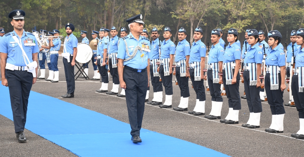 एयर मार्शल सीथेपल्ली श्रीनिवास ने भारतीय वायु सेना के प्रशिक्षण कमान के एयर ऑफिसर कमांडिंग-इन-चीफ के रूप में कार्यभार संभाला
