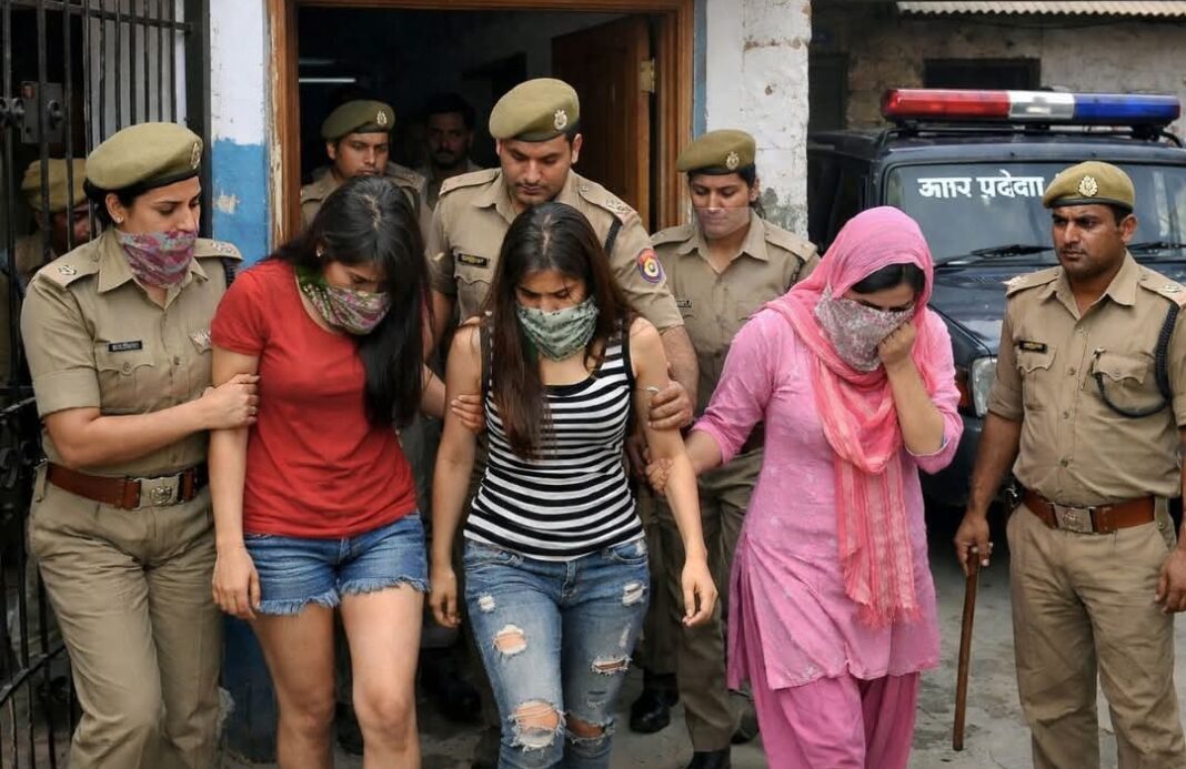 प्रयागराज में देह व्यापार गिरोह का भंडाफोड़, महिला IAS अधिकारी के नाम के मकान में चल रहा था अवैध धंधा, पुलिस छापे से मचा हड़कंप