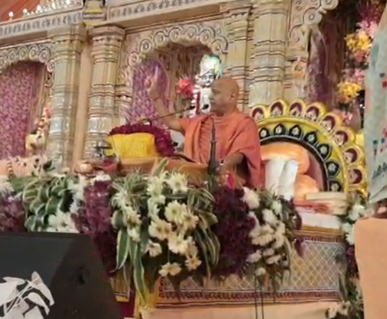 आज का मनुष्य अपने दुख से दुखी नहीं, वह पड़ौसी के सुख से दुखी हैः गोविंददेव गिरी