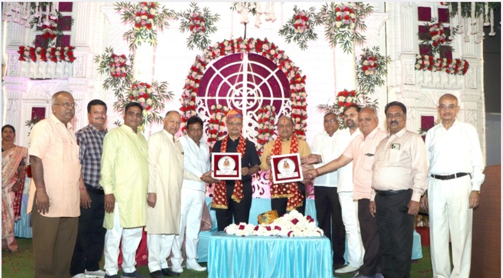 भव्य होली मिलन एवं 51 भामाशाह एवं समाज सेवी का सम्मान समारोह में समाज सेवा का अद्भुत संगम