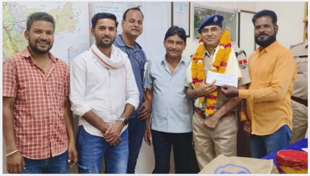 नव नियुक्त अतिरिक्त जिला पुलिस अधीक्षक का किया स्वागत, सौहार्द बनाए रखने का दिया संदेश