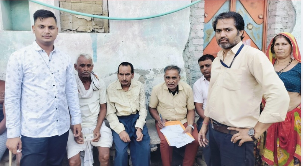 अपना घर आश्रम ने एक ही दिन में तीन लोगों को परिवार से मिलाया